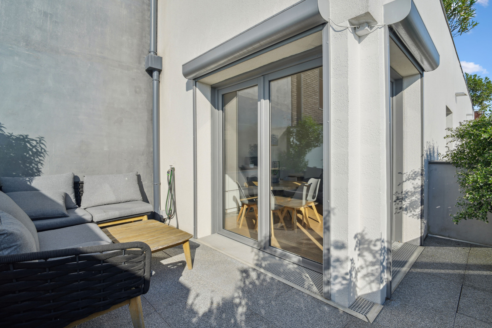 
                                                Location
                                                 Appartement élégant de 2 chambres avec balcon et terrasse - 7ème étage, Saint-Denis (loyer tout inclus)