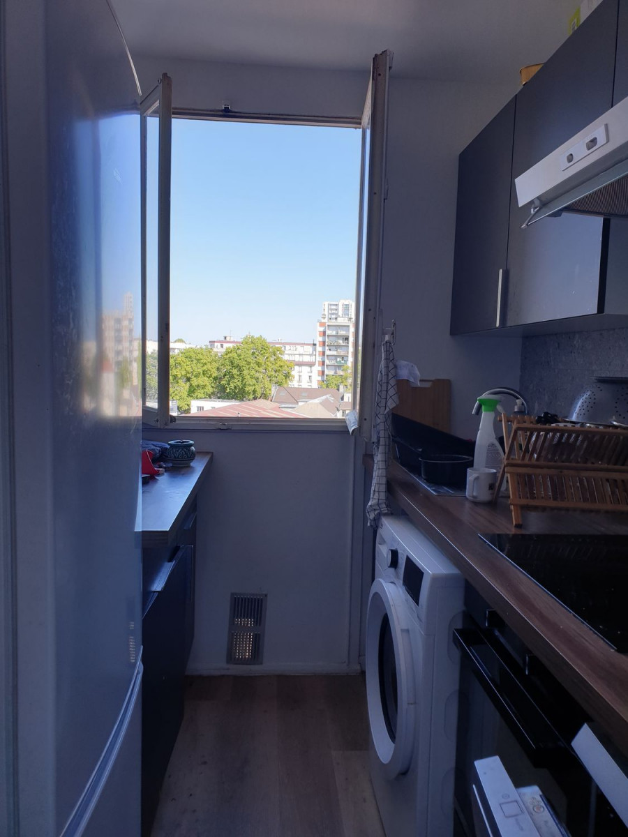 
                                                Colocation
                                                 Appartement en colocation - 1 chambre disponible