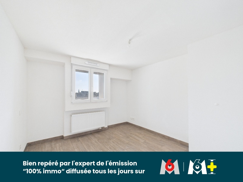 
                                                Vente
                                                 Appartement en Duplex avec parking et cave