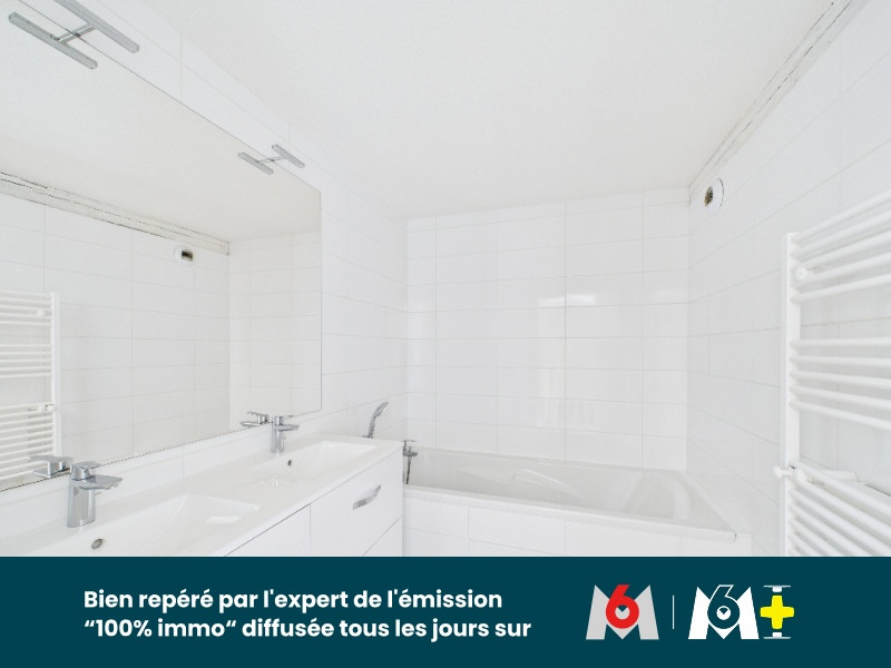 
                                                Vente
                                                 Appartement en Duplex avec parking et cave