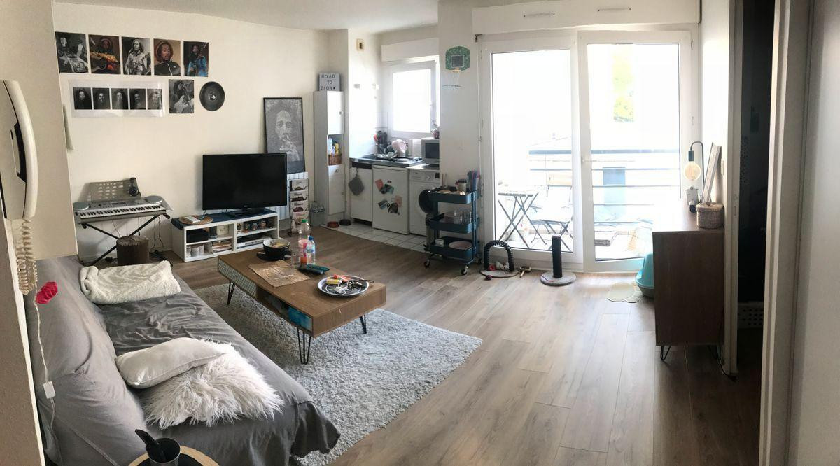 
                                                Location
                                                 Appartement en location - T1 bis