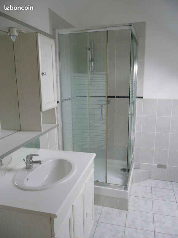 
                                                Location
                                                 Appartement F2 50 m2 - mansardé
