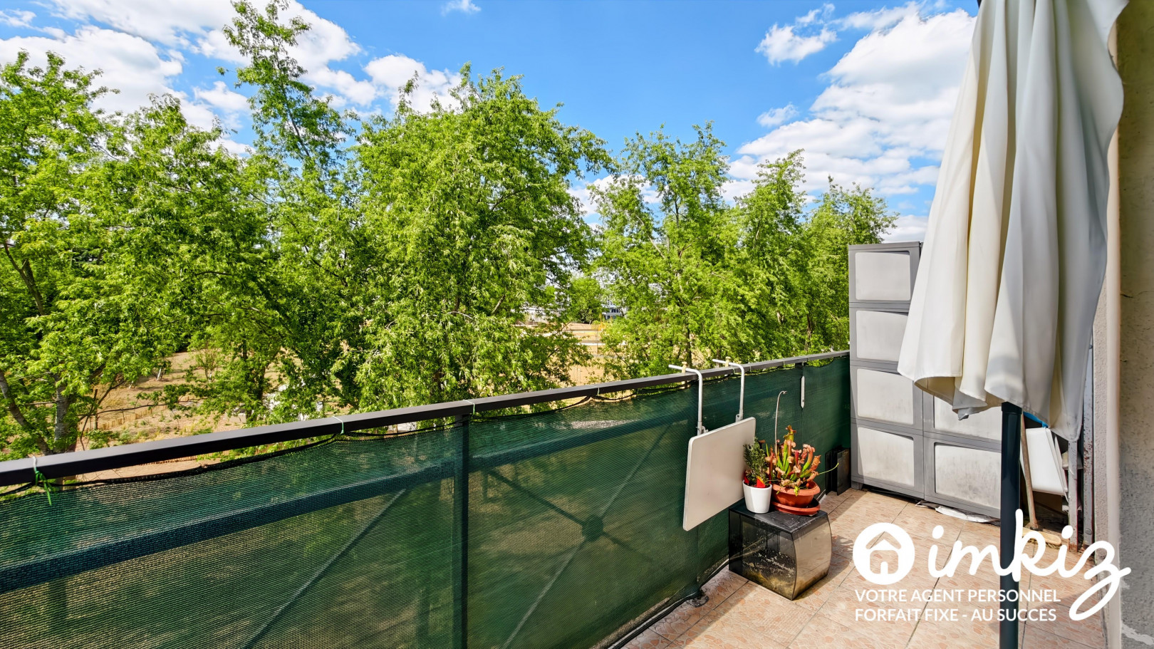 
                                                Vente
                                                 Appartement F2 Courcouronnes avec Vue Parc
