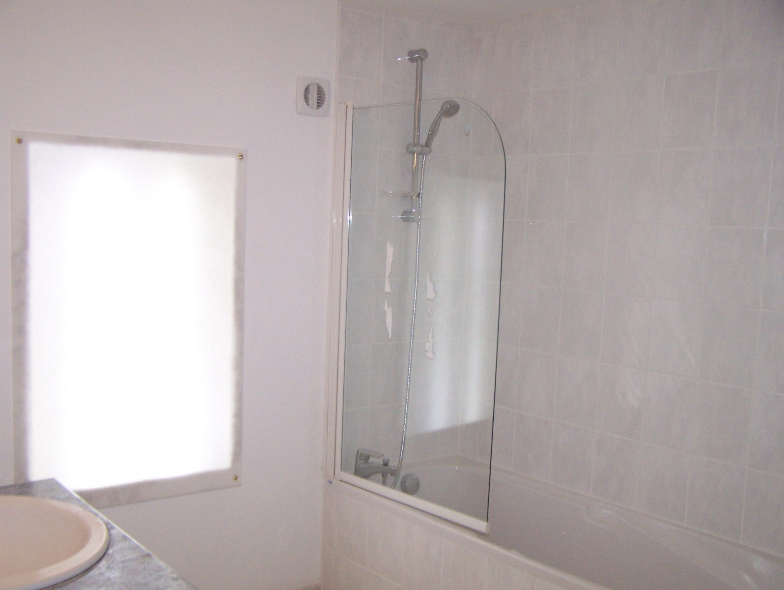 
                                                Location
                                                 Appartement F2 de 67m2