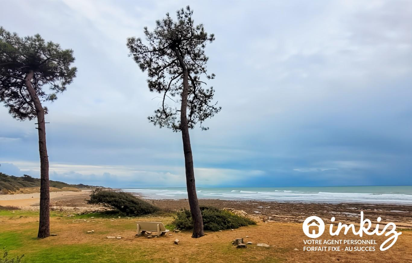 
                                                Vente
                                                 Appartement F2 en Forêt , au bord de la mer