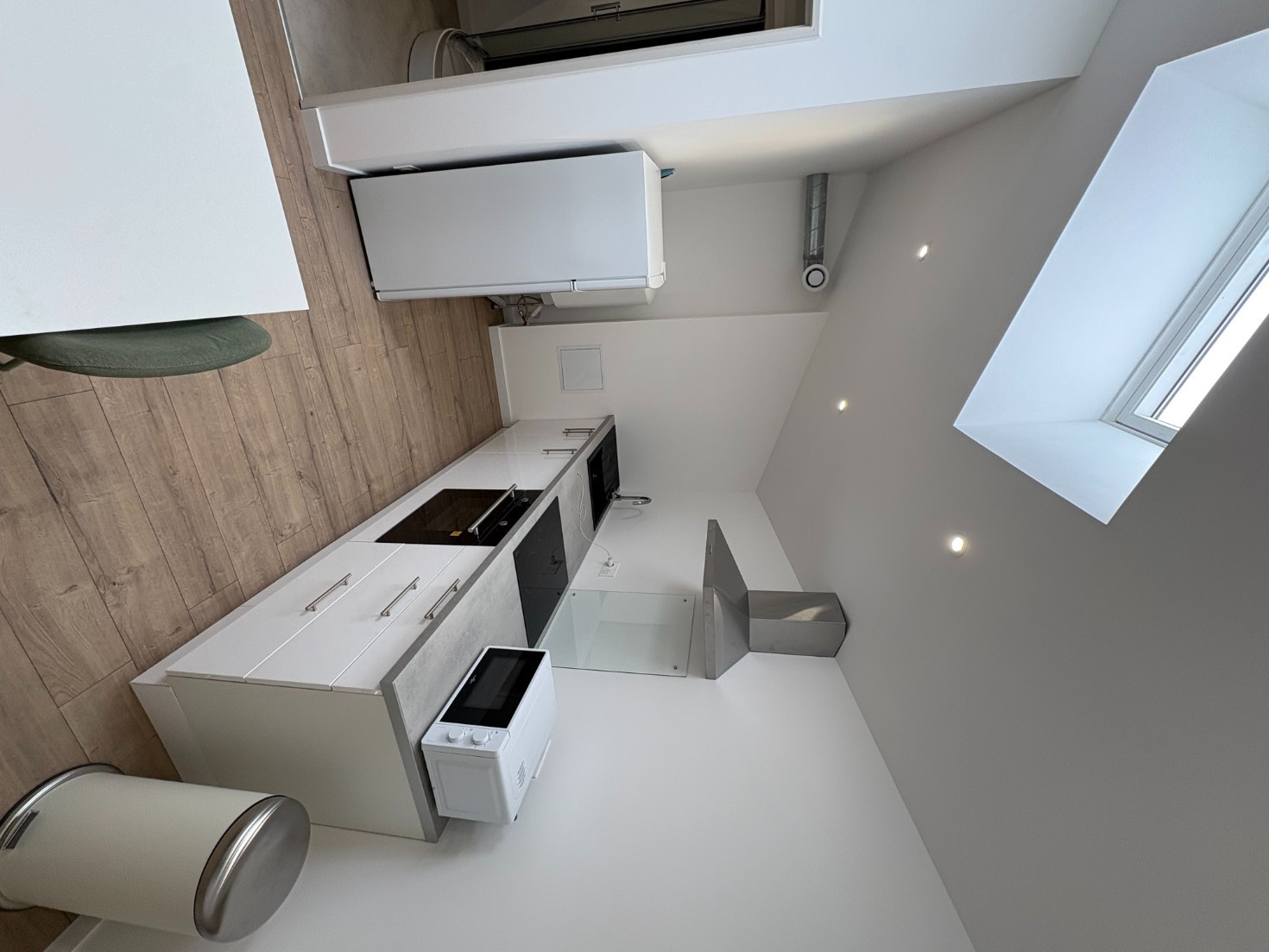 
                                                Location
                                                 Appartement F2 lumineux de 41m² + wifi