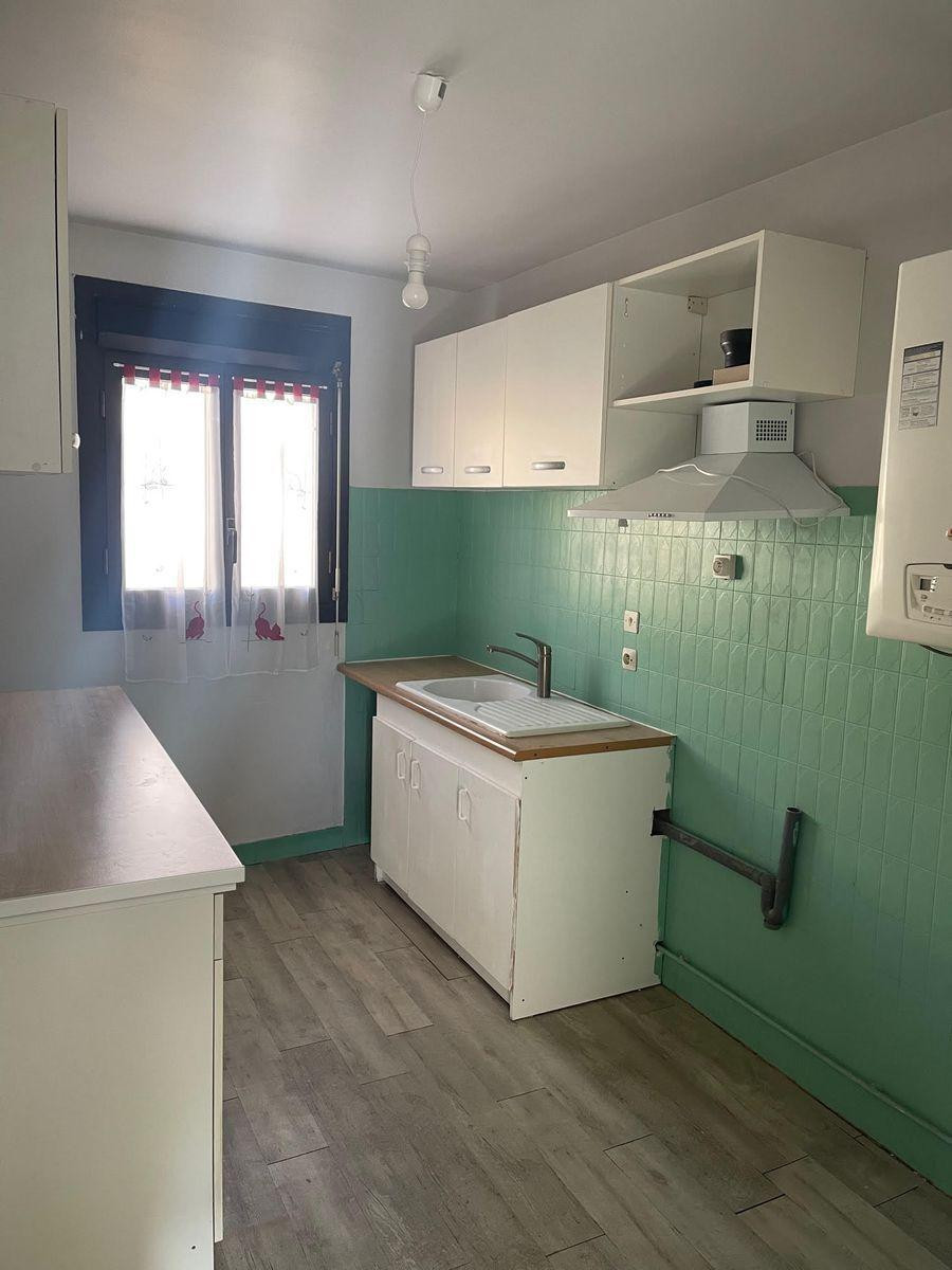 
                                                Location
                                                 appartement f2 quartier gare refait a neuf