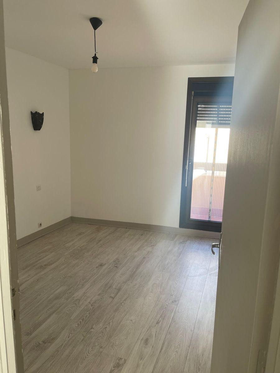 
                                                Location
                                                 appartement f2 quartier gare refait a neuf