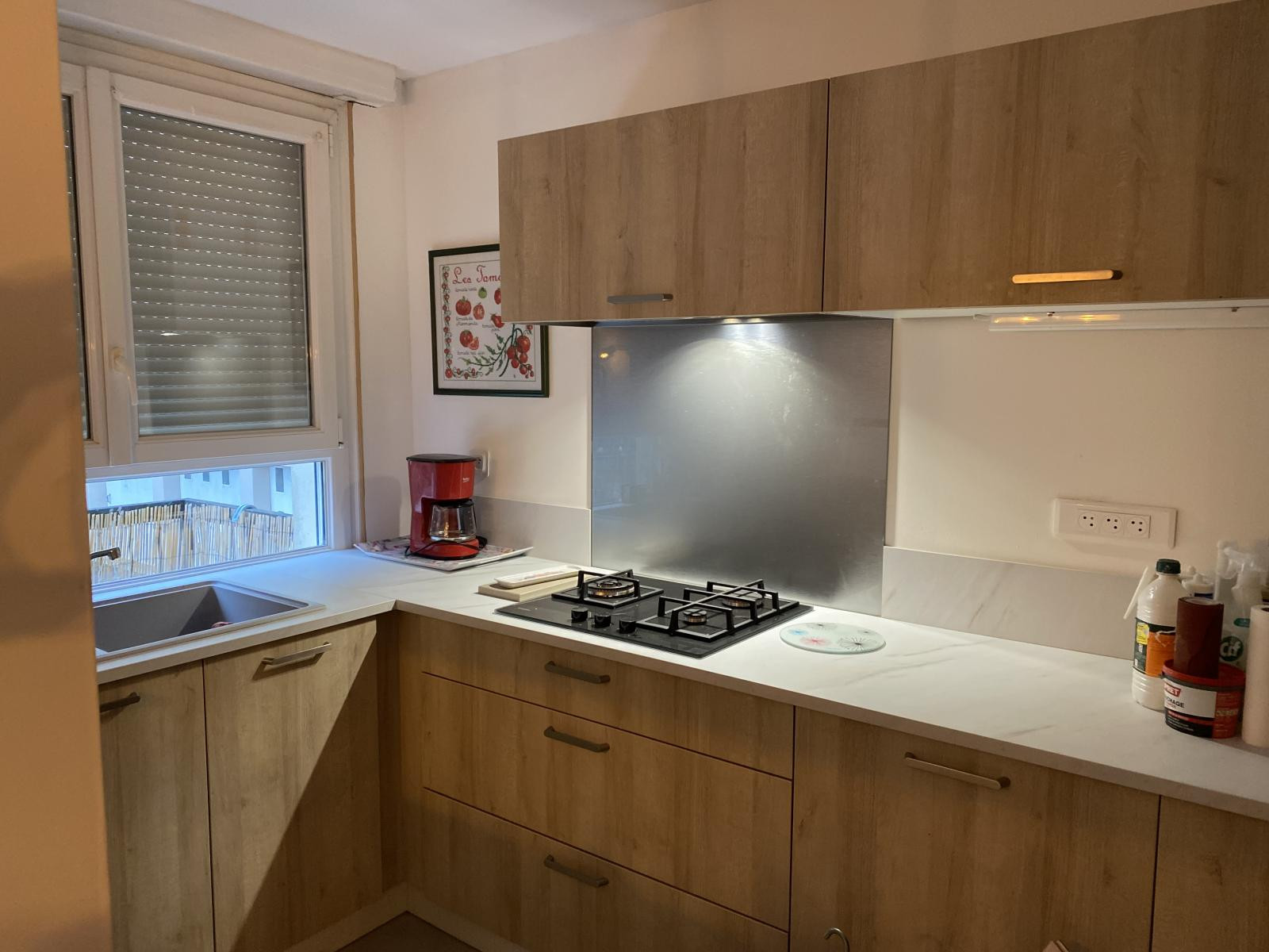 
                                                Location
                                                 Appartement F2 tout équipé,meublé Parking prive