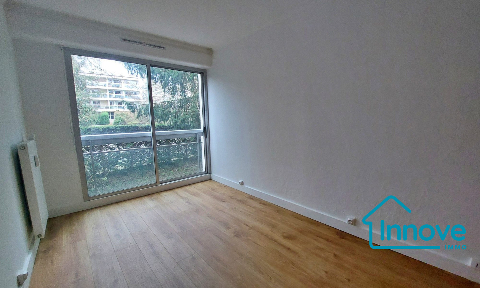 
                                                Vente
                                                 APPARTEMENT F3 - 75 m² - BAILLY - HARMONIE OUEST