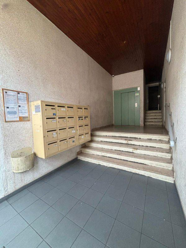 
                                                Location
                                                 Appartement f3 75m²
