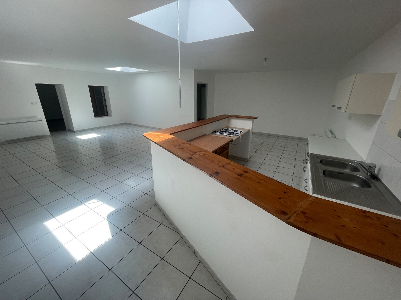 
                                                Location
                                                 Appartement F3 de 68mm²