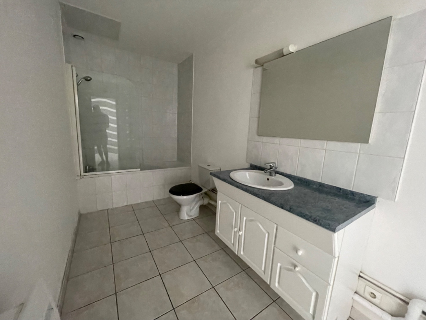 
                                                Location
                                                 Appartement F3 lumineux de 67m² - Dispo fin mai