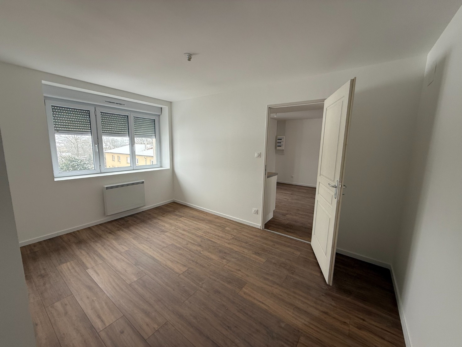 
                                                Location
                                                 Appartement F3 lumineux de 70m²