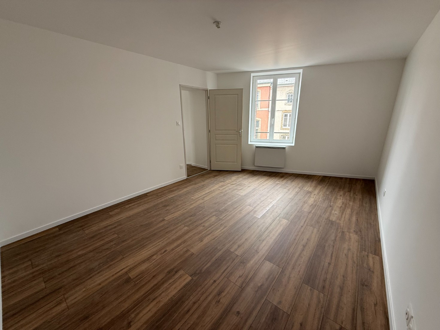 
                                                Location
                                                 Appartement F3 lumineux de 70m²