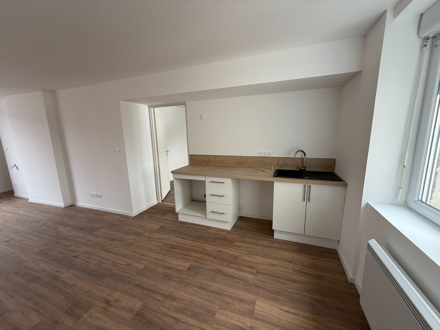 
                                                Location
                                                 Appartement F3 lumineux de 70m²