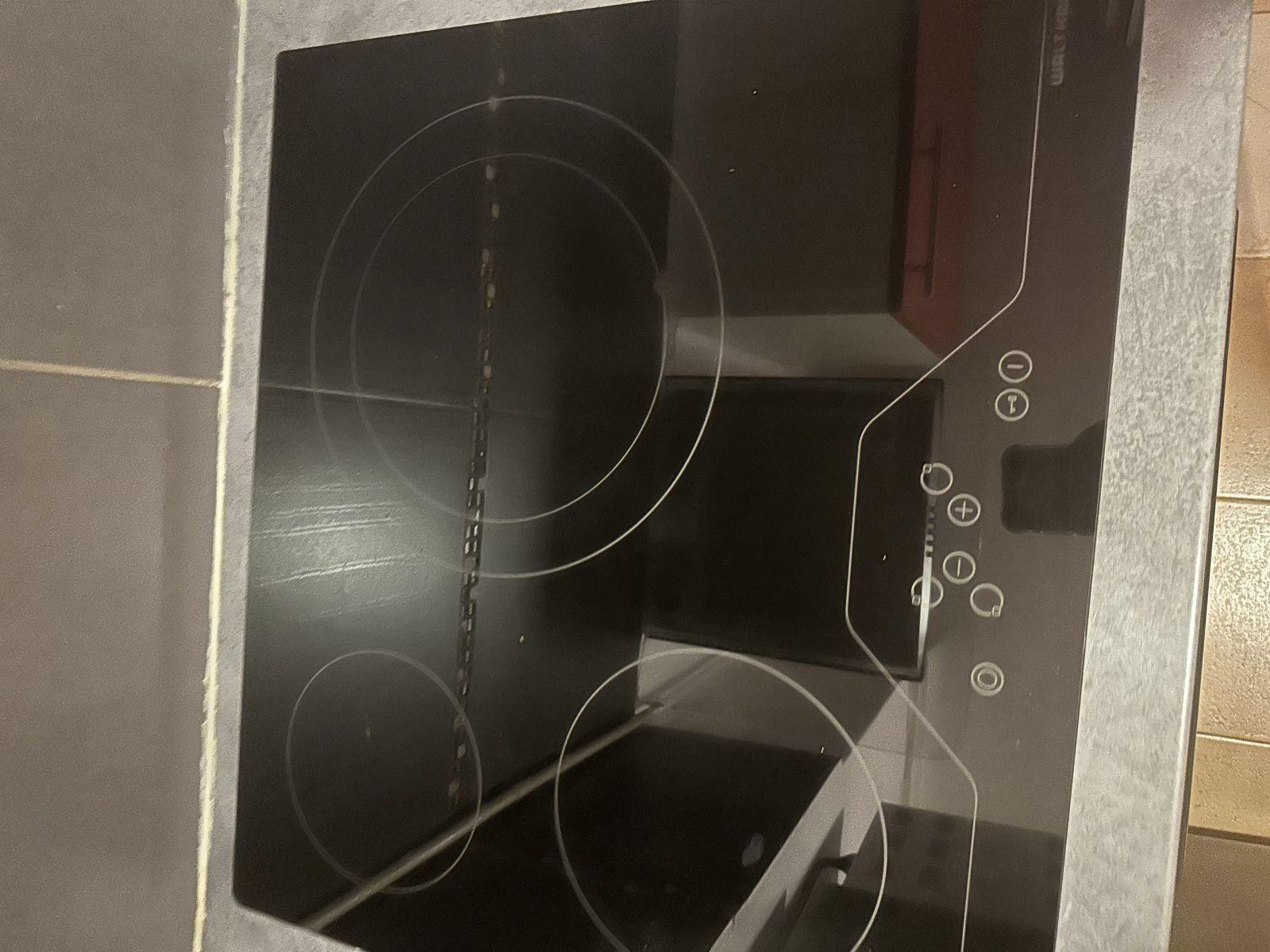 
                                                Location
                                                 Appartement F3 proche centre ville, commerces