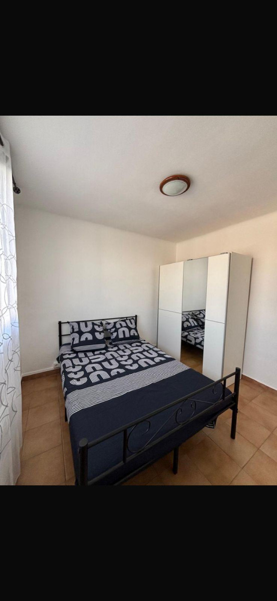 
                                                Location
                                                 Appartement F3 proche centre ville, commerces