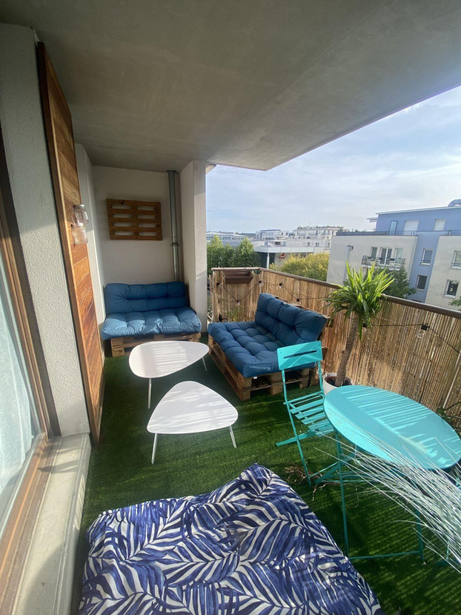 
                                                Location
                                                 Appartement F3 quartier deux rives Nancy