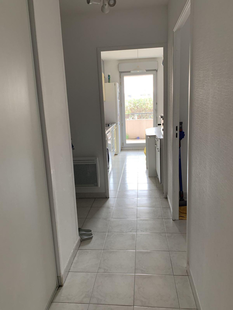 
                                                Location
                                                 Appartement F3 rénové centre Saint Jean de Vedas