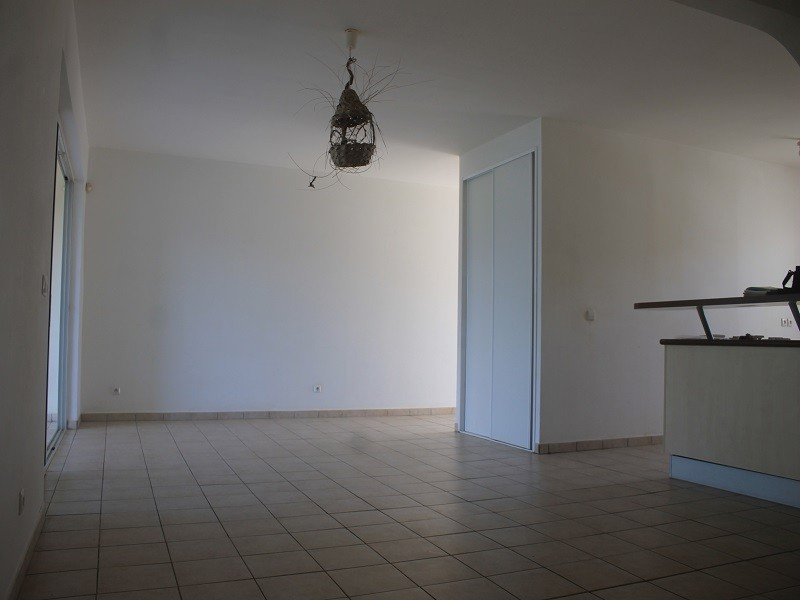 
                                                Vente
                                                 Appartement F4 rés. Crystal Beach Saint-François