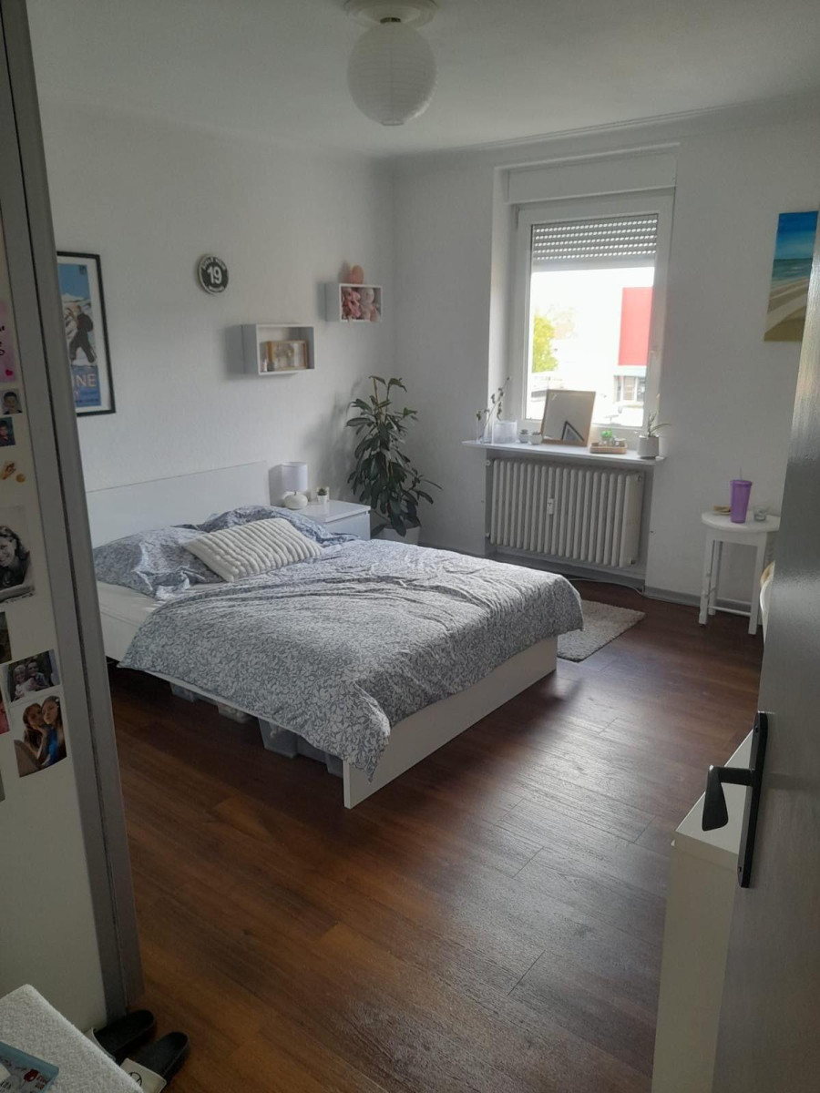 
                                                Location
                                                 Appartement F5 en centre ville avec stationnement