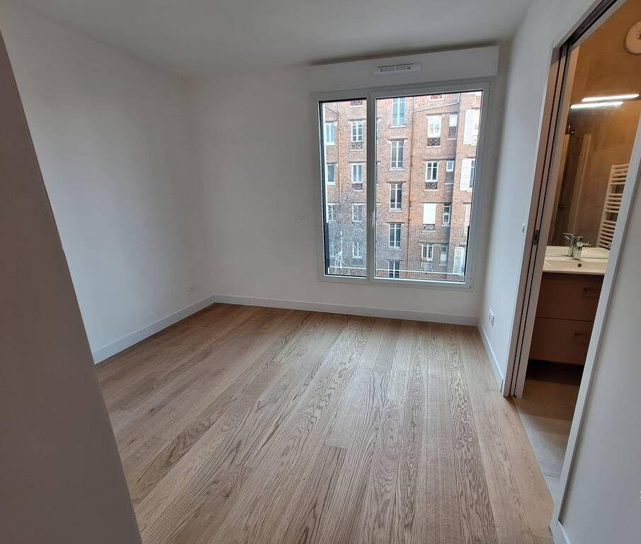 
                                                Location
                                                 Appartement F5 neuf de 112 m² avec terrasse 61m²