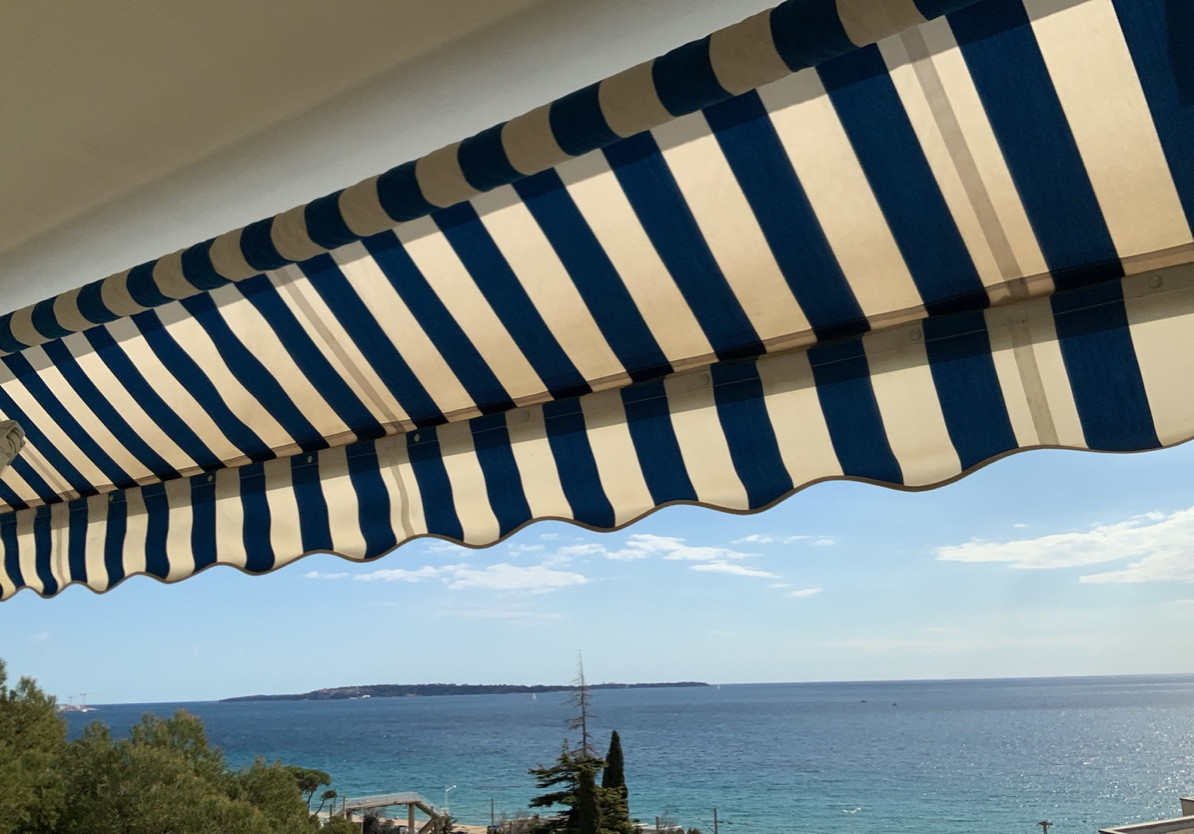 
                                                Location
                                                 Appartement face mer cannes  saisonnier