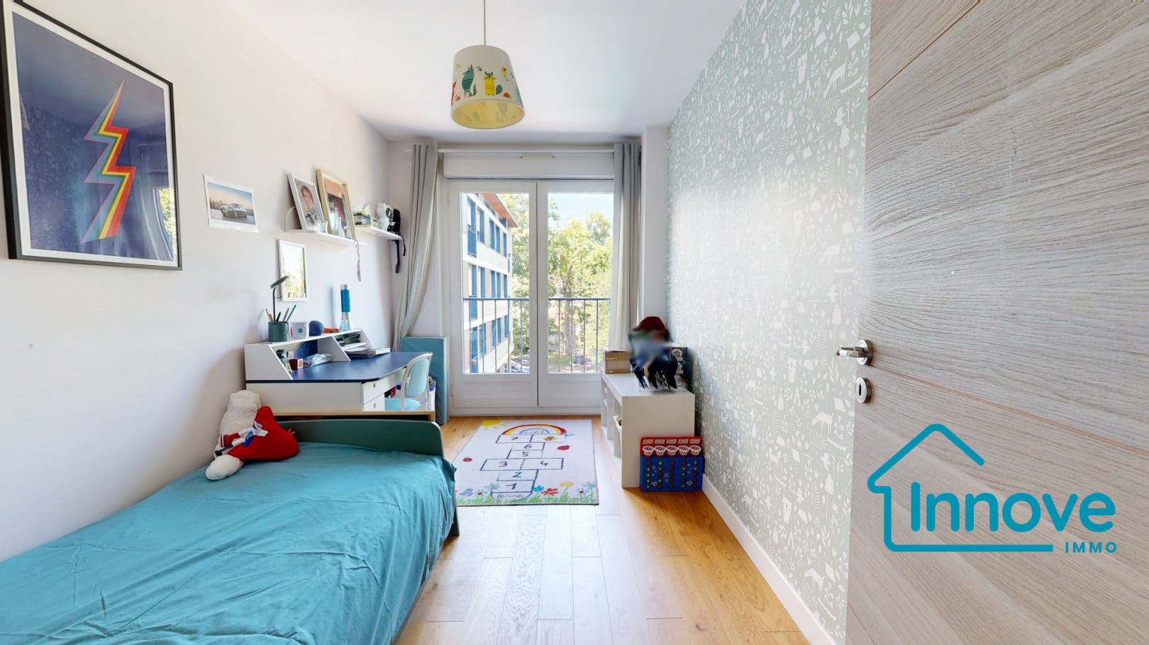 
                                                Vente
                                                 APPARTEMENT FAMILIAL- 104 M²- 3/ 4 chambres