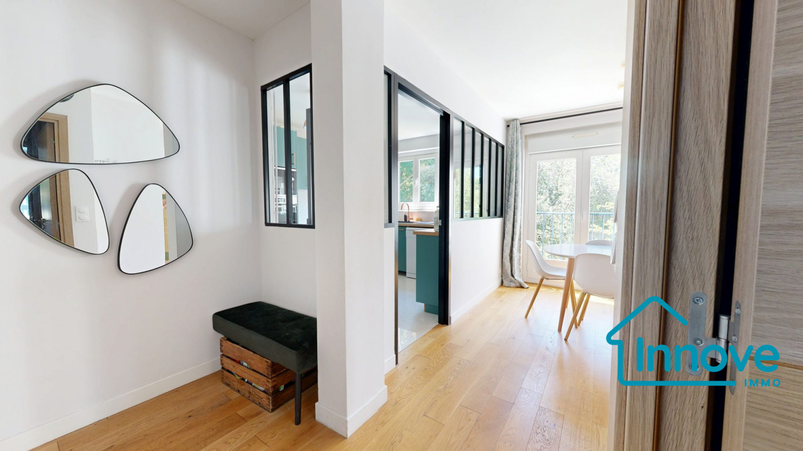 
                                                Vente
                                                 APPARTEMENT FAMILIAL- 104 M²- 3/ 4 chambres