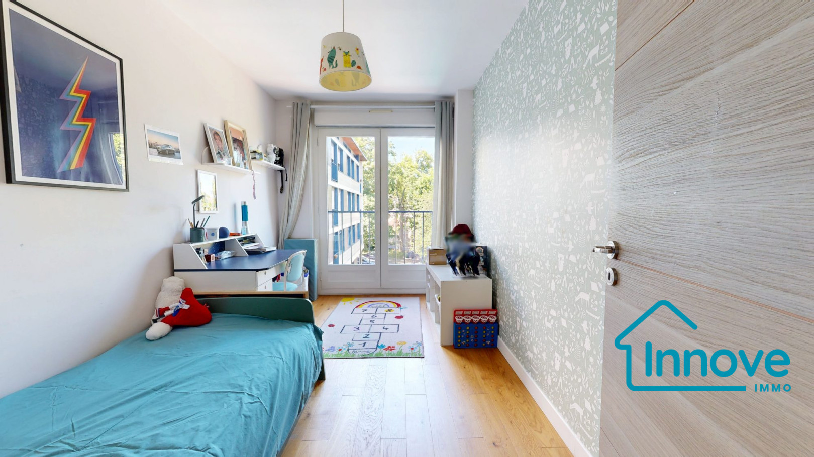 
                                                Vente
                                                 APPARTEMENT FAMILIAL- 104 M²- 3/ 4 chambres