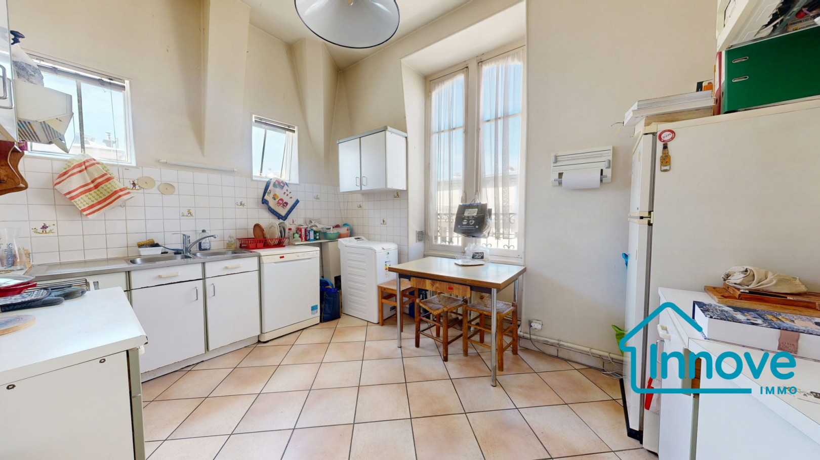 
                                                Vente
                                                 Appartement familial 115m2- 4 chambres- Clagny Glatigny