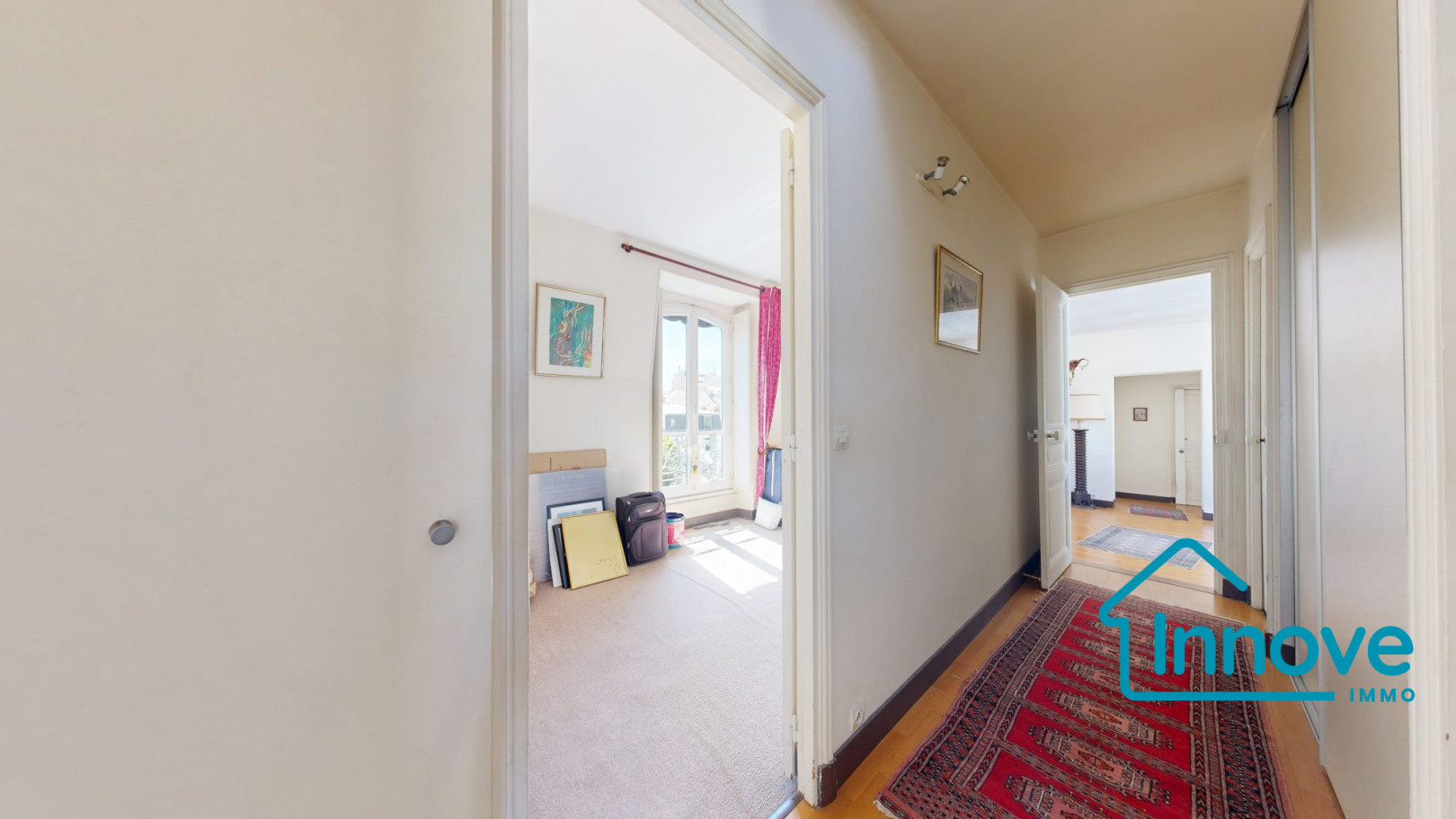 
                                                Vente
                                                 Appartement familial 115m2- 4 chambres- Clagny Glatigny