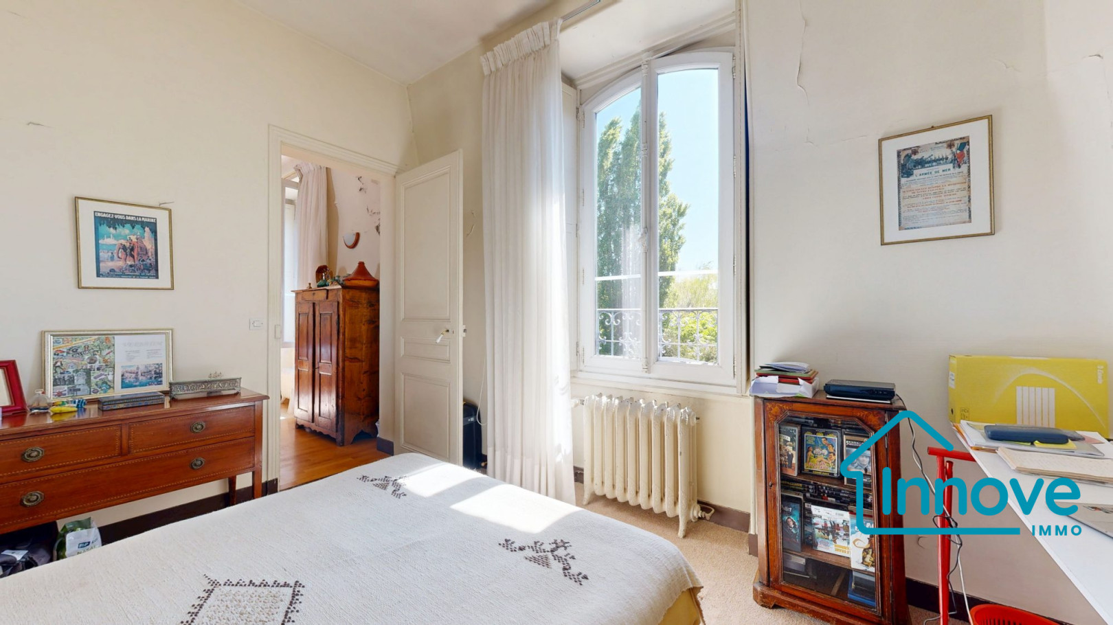 
                                                Vente
                                                 Appartement familial 115m2- 4 chambres- Clagny Glatigny