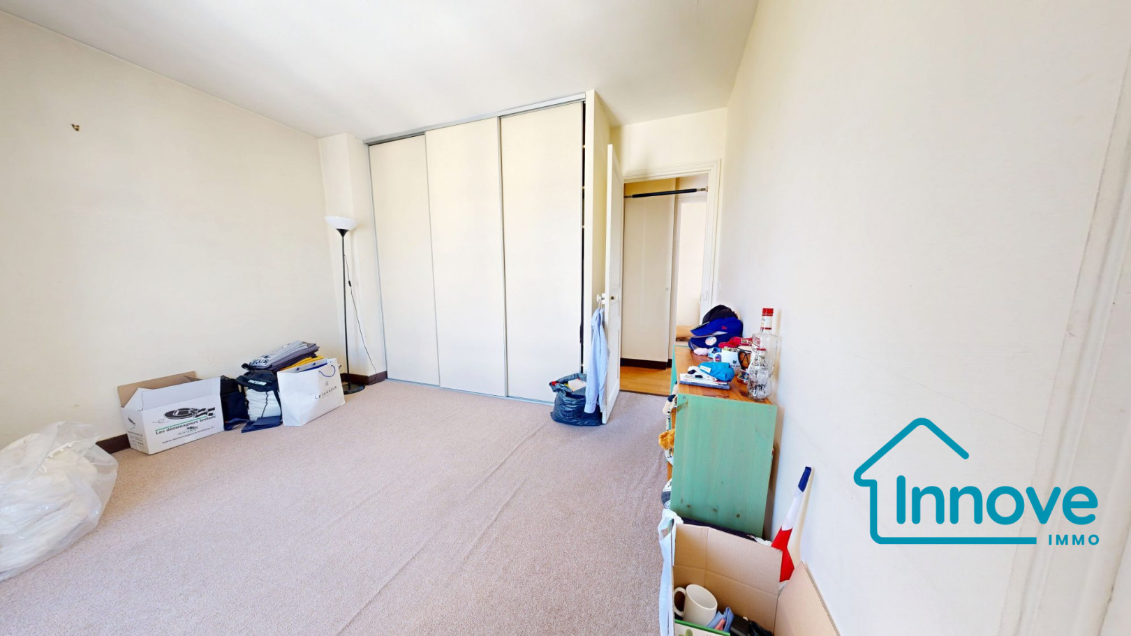 
                                                Vente
                                                 Appartement familial 115m2- 4 chambres- Clagny Glatigny