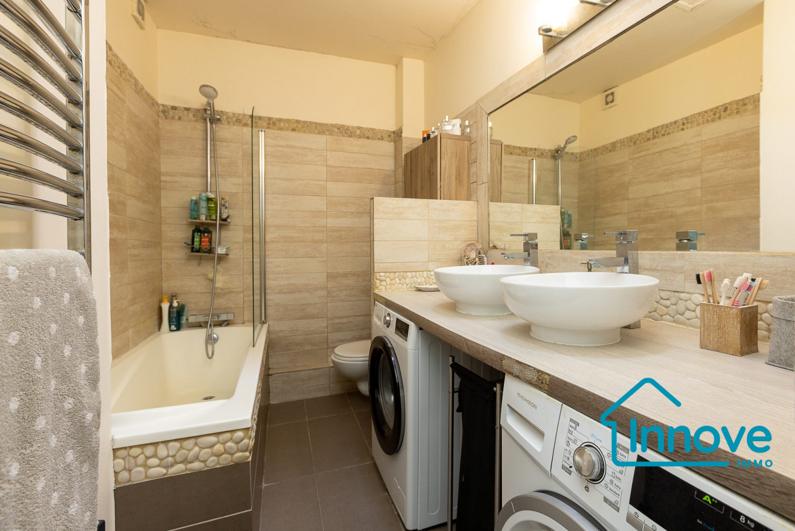 
                                                Vente
                                                 Appartement familial 133 m² Versailles Saint-Louis