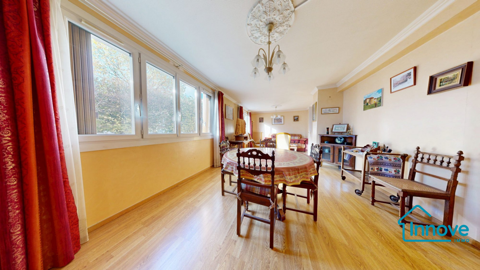 Vente
                                                 APPARTEMENT FAMILIAL