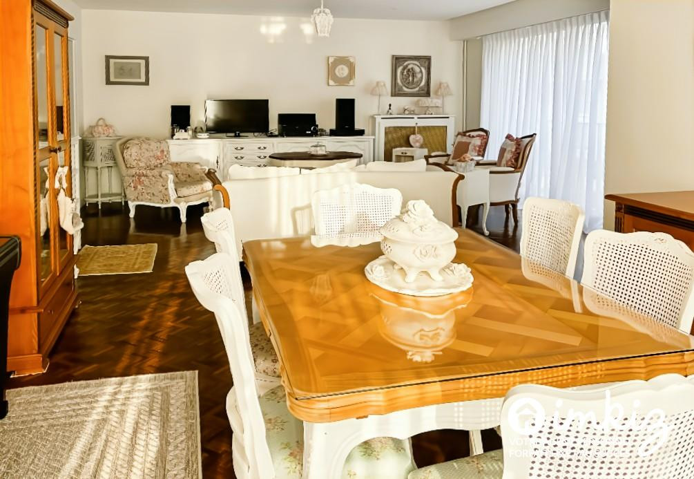 
                                                Vente
                                                 Appartement familial à Versailles