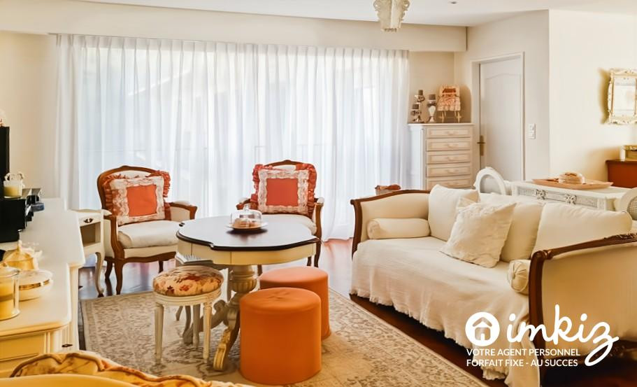 
                                                Vente
                                                 Appartement familial à Versailles