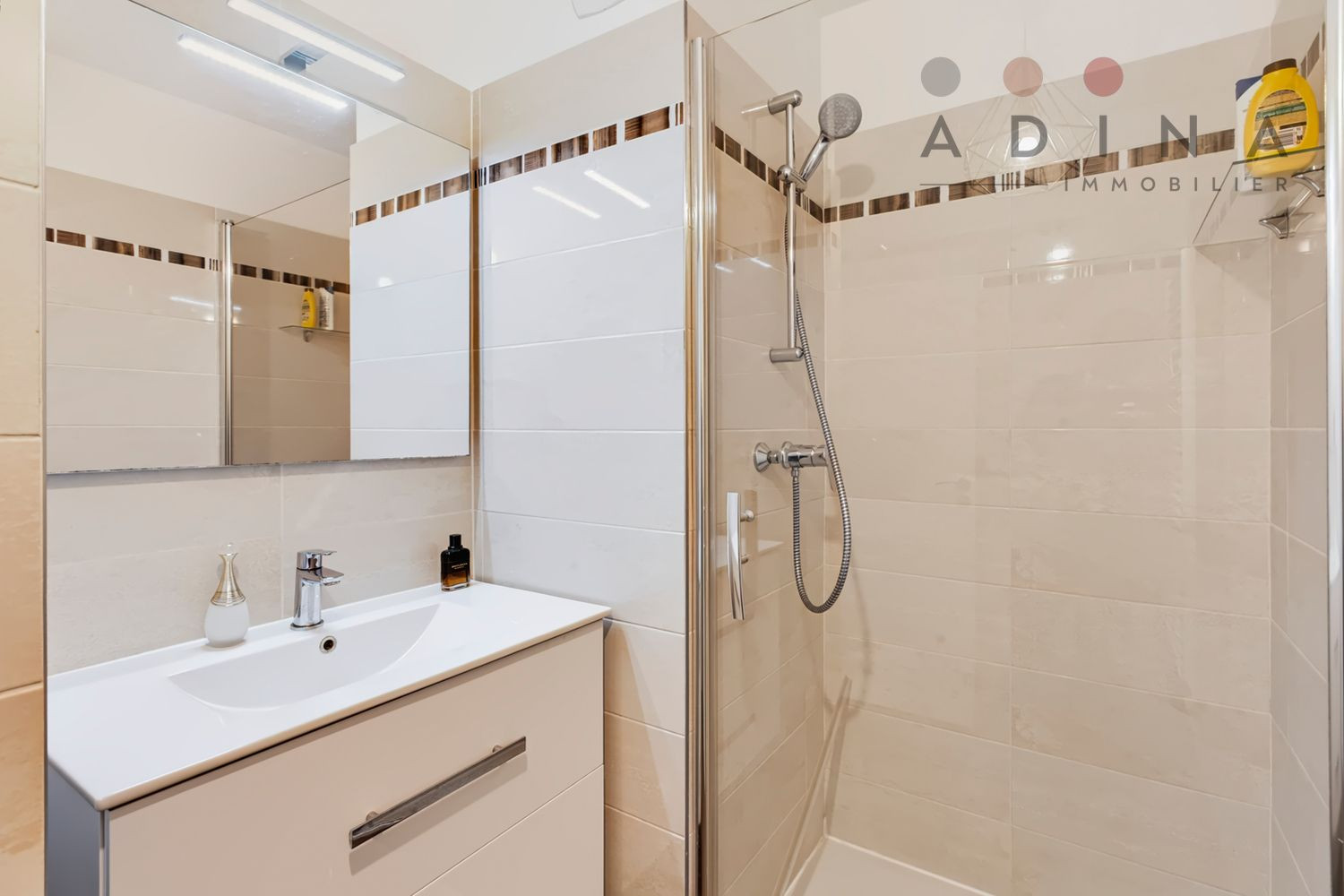 
                                                Vente
                                                 Appartement Familial avec Extérieur