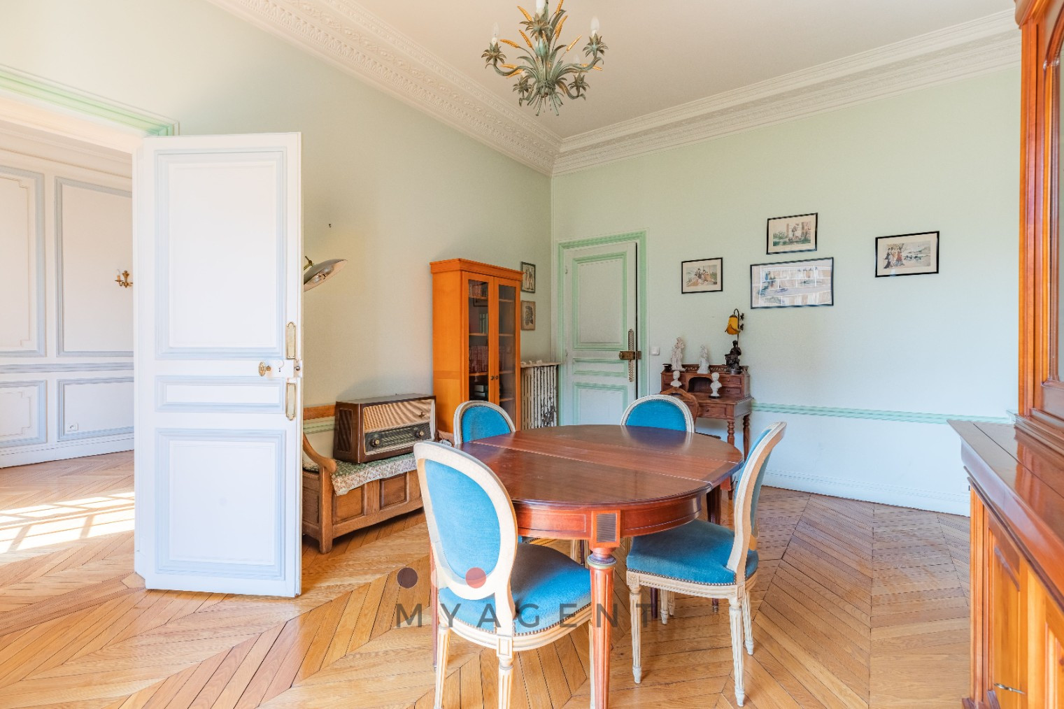 
                                                Vente
                                                 Appartement familial - Janson de Sailly