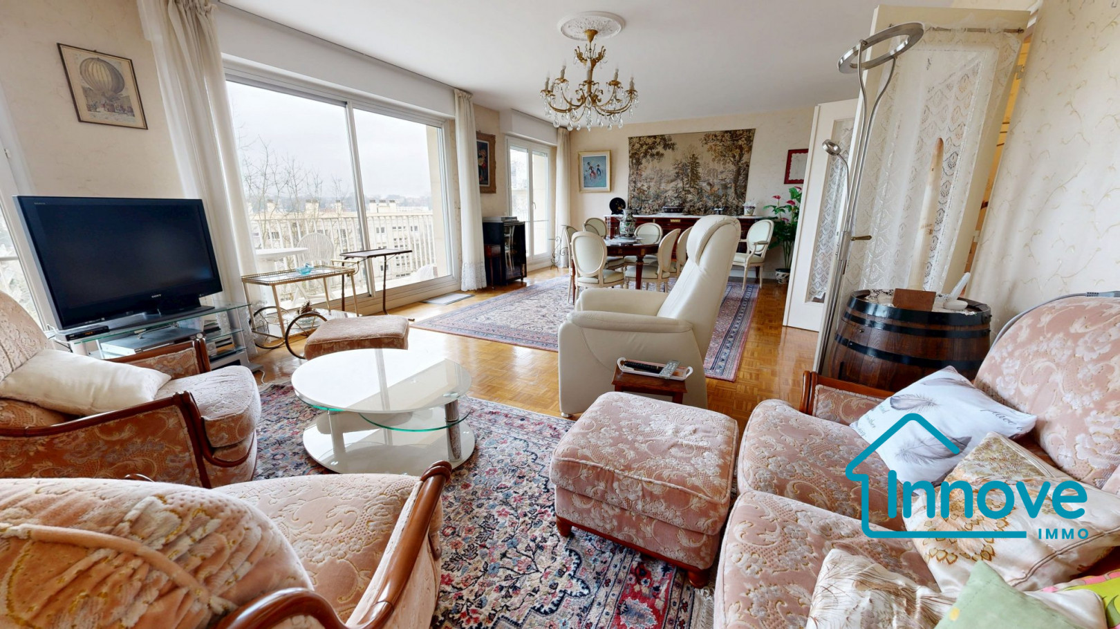 
                                                Vente
                                                 Appartement familial lumineux avec grand balcon et vue dégagée