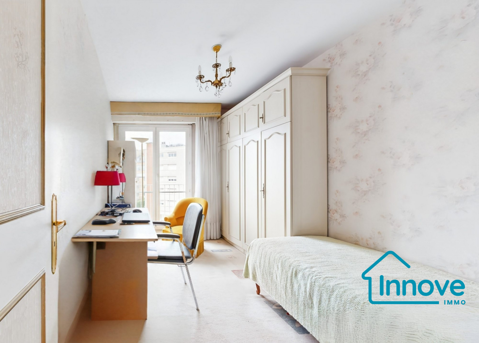 
                                                Vente
                                                 Appartement familial lumineux avec grand balcon et vue dégagée