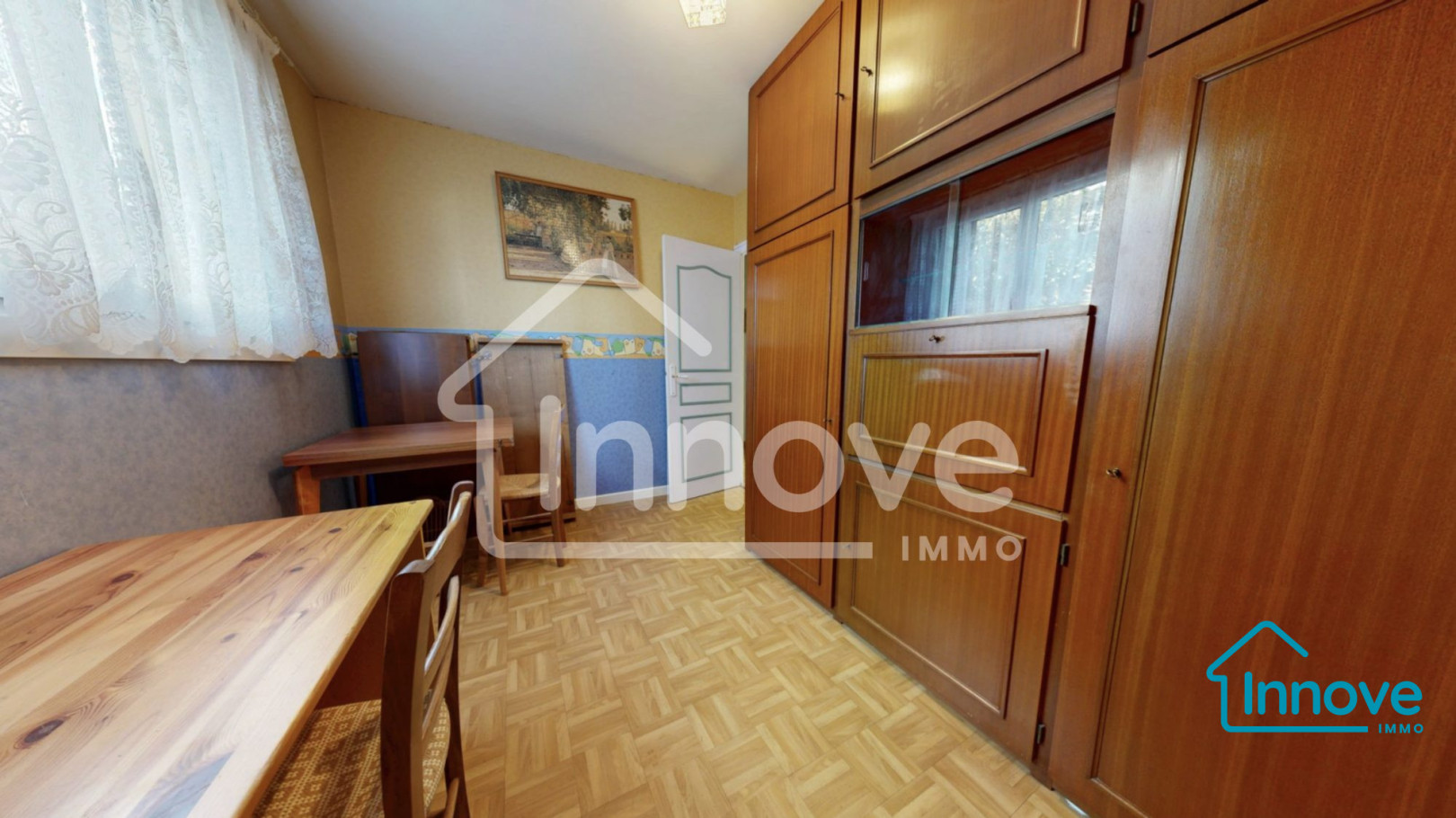 
                                                Vente
                                                 APPARTEMENT FAMILIAL, PROCHE GARE ET COMMERCES