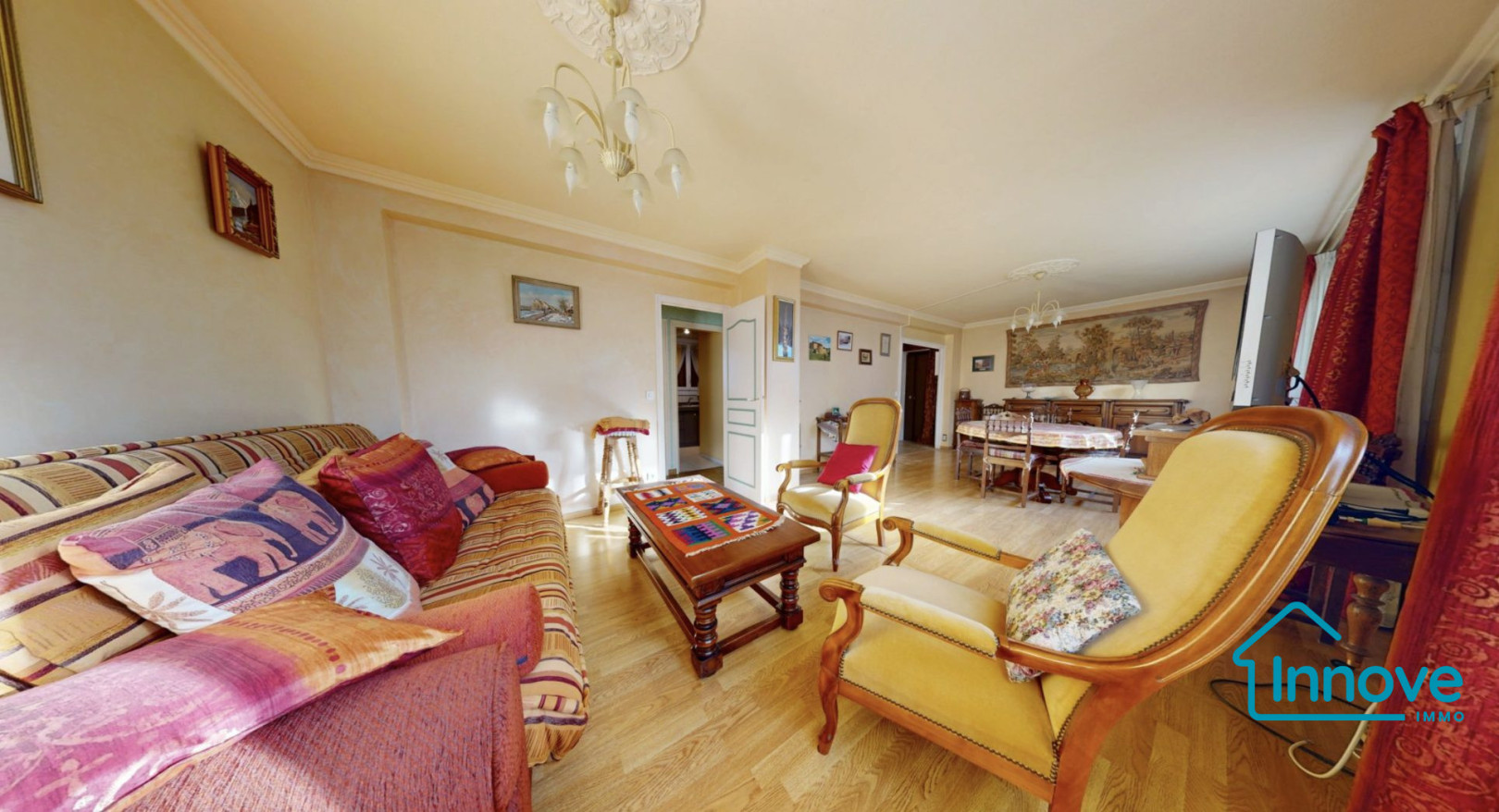 
                                                Vente
                                                 APPARTEMENT FAMILIAL, PROCHE GARE ET COMMERCES