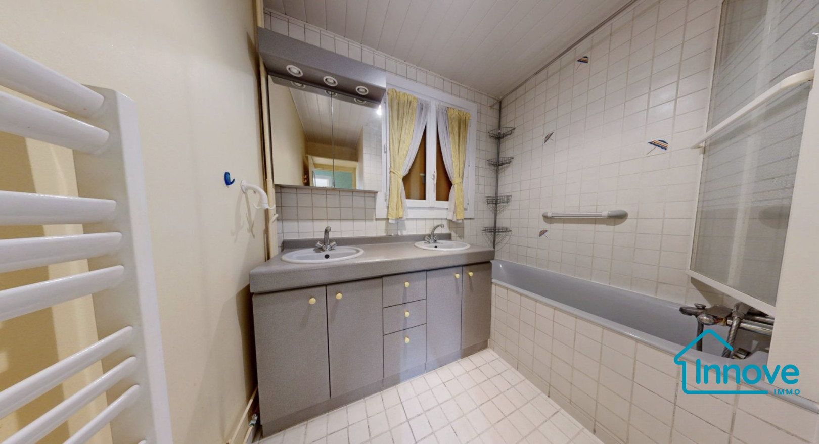 
                                                Vente
                                                 APPARTEMENT FAMILIAL, PROCHE GARE ET COMMERCES