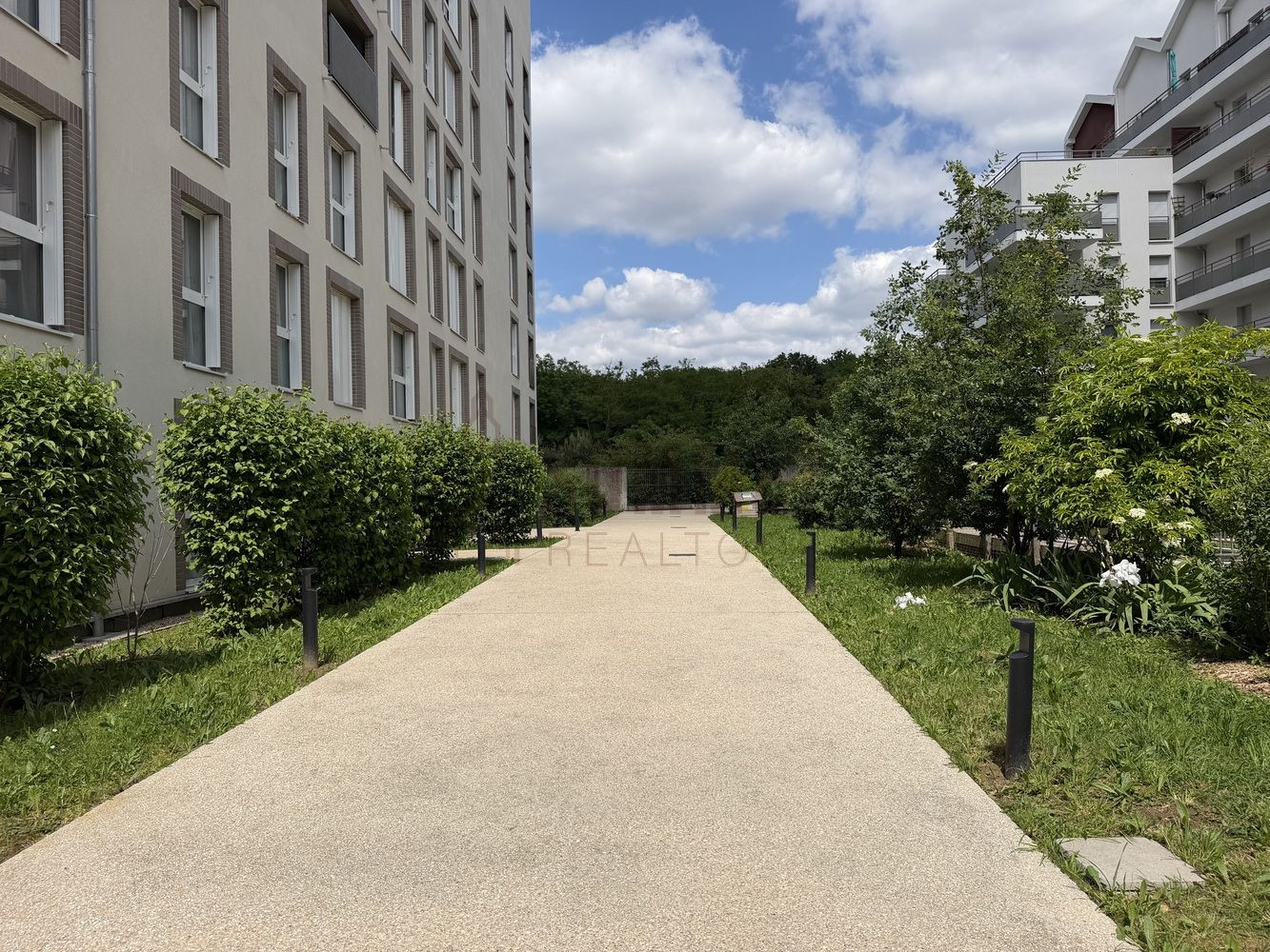 
                                                Vente
                                                 APPARTEMENT FAMILIAL – RÉSIDENCE DE STANDING