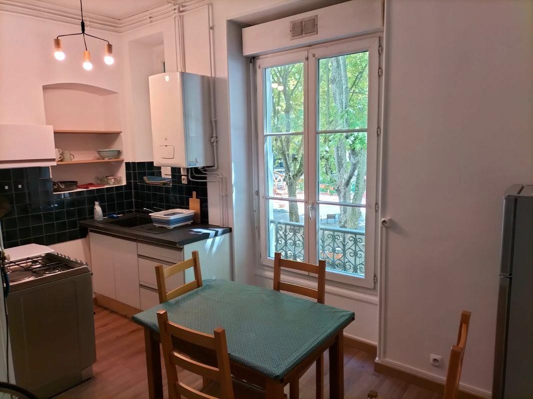 
                                                Location
                                                 Appartement Grenoble-2 pieces-40m²
