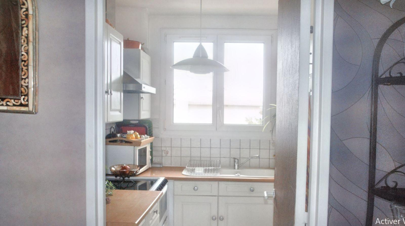 
                                                Location
                                                 Appartement haut de Rueil Malmaison