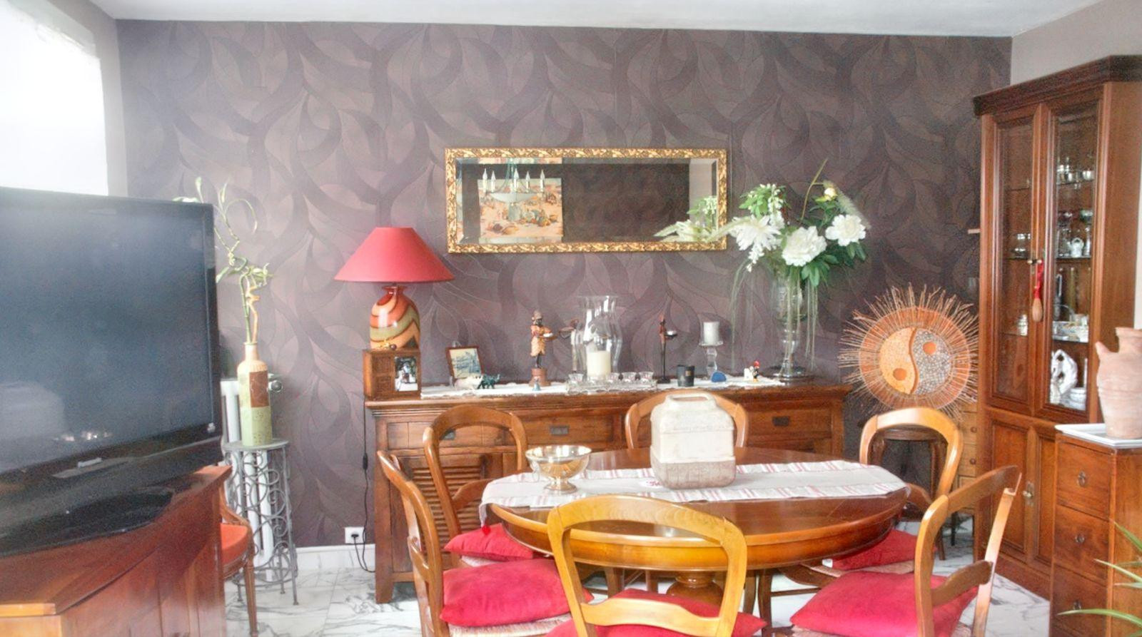 
                                                Location
                                                 Appartement haut de Rueil Malmaison